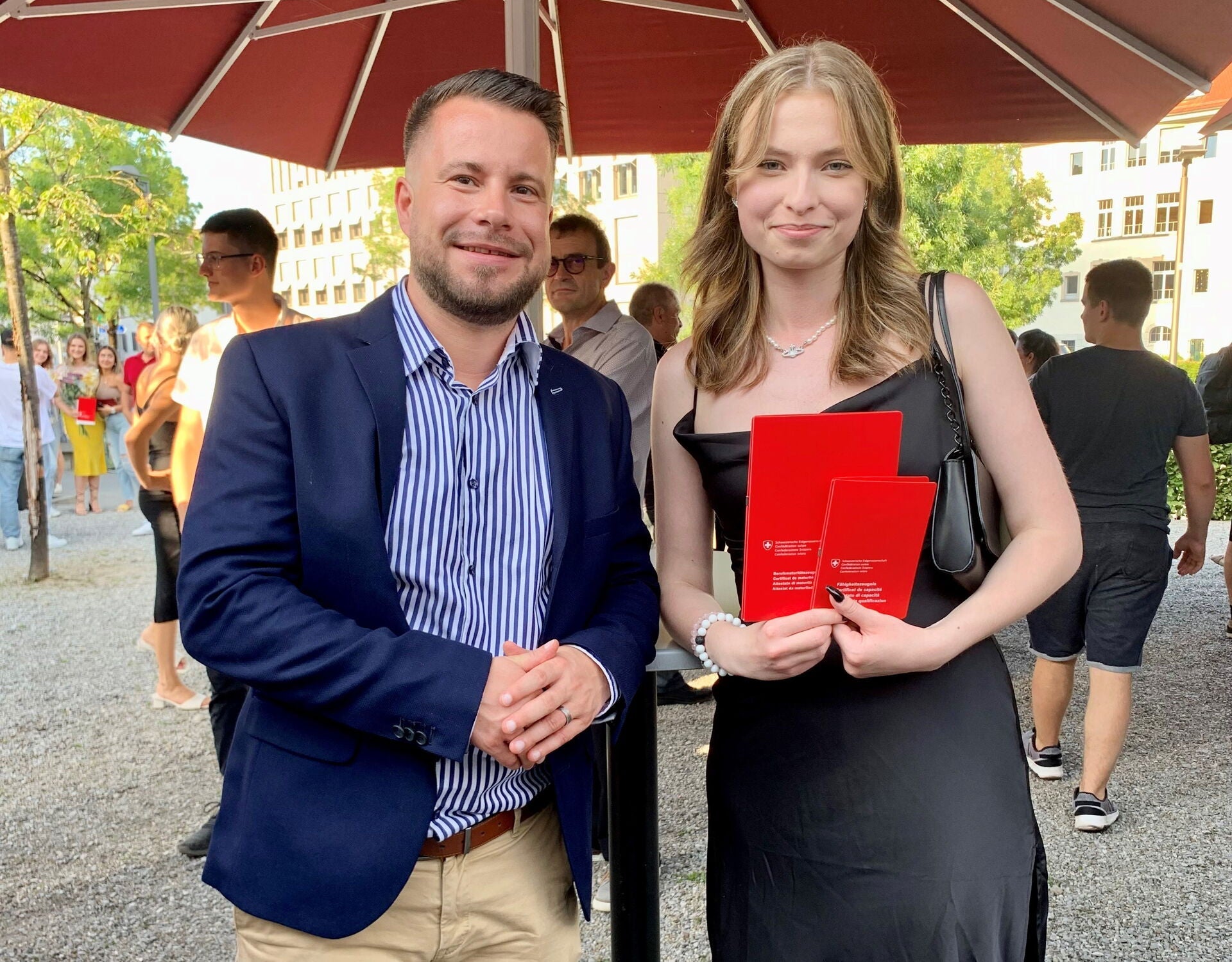 Erfolgreiche KV-Ausbildung in der PEKA
